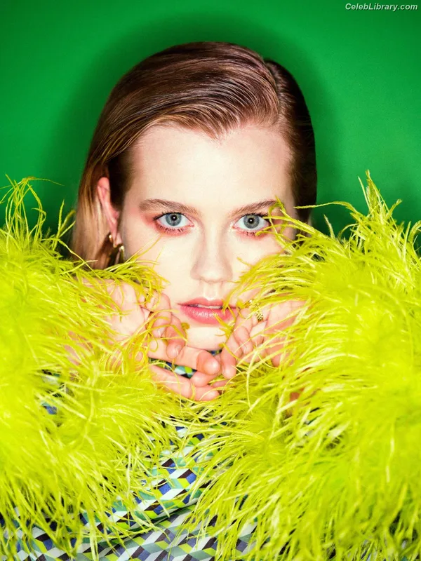 Angourie Rice photo 8 of 317