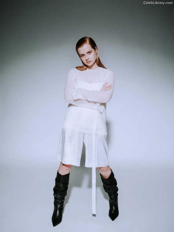 Angourie Rice photo 10 of 317