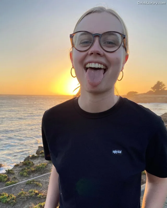 Angourie Rice photo 22 of 317