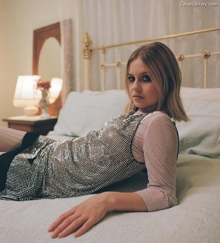 Angourie Rice photo 14 of 317