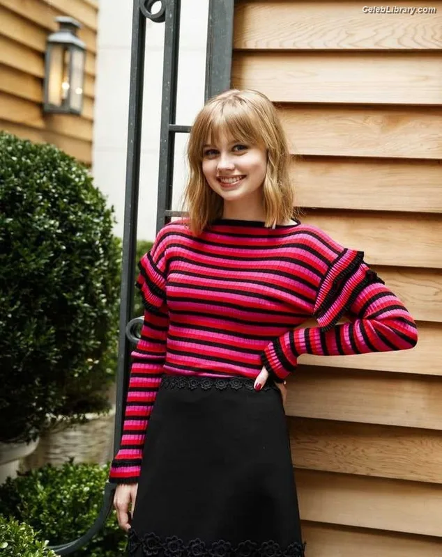 Angourie Rice photo 8 of 317