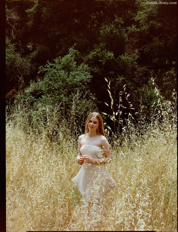 Angourie Rice photo 1 of 317