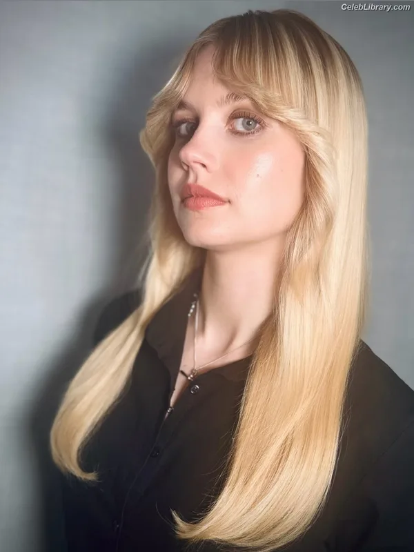 Angourie Rice photo 9 of 317
