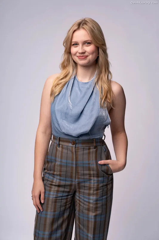 Angourie Rice photo 9 of 317