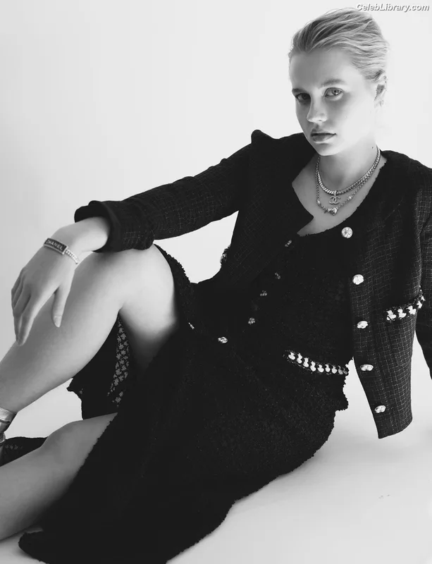 Angourie Rice photo 13 of 317