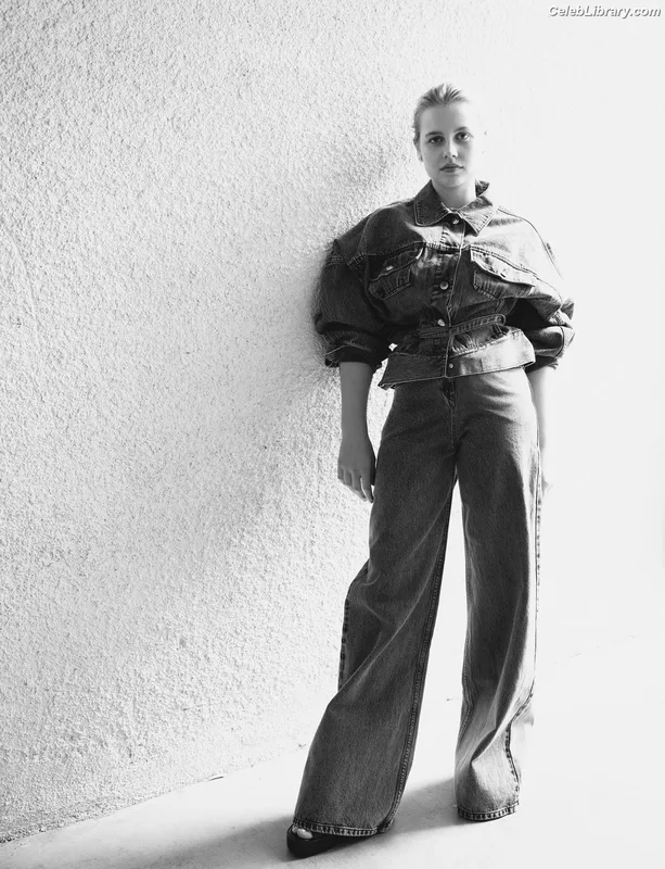Angourie Rice photo 14 of 317