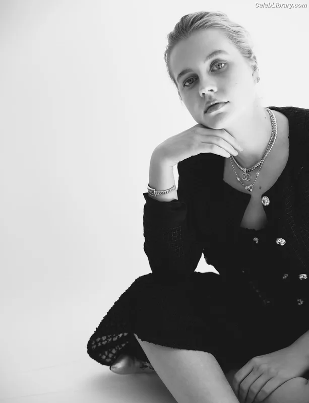 Angourie Rice photo 21 of 317