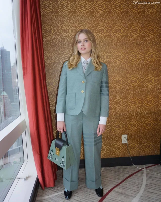 Angourie Rice photo 1 of 317