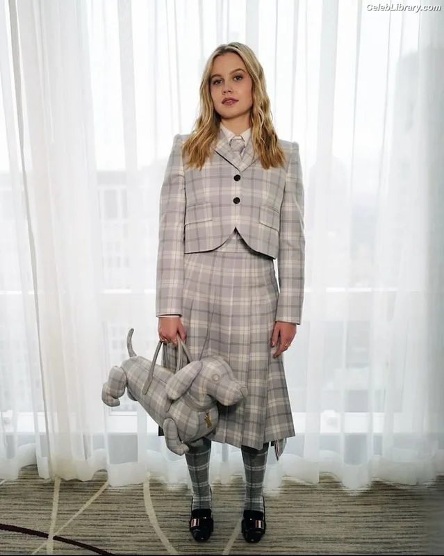 Angourie Rice photo 5 of 317