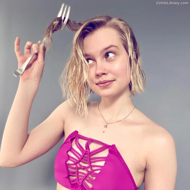 Angourie Rice photo 11 of 317