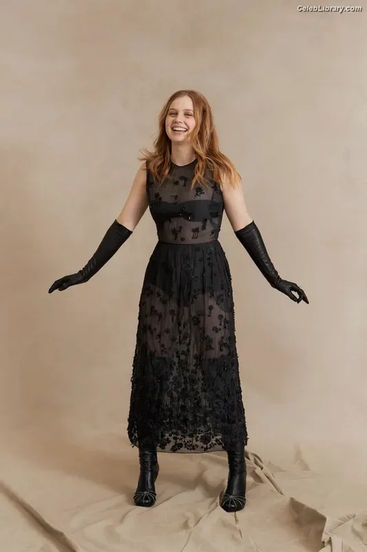 Angourie Rice photo 12 of 317