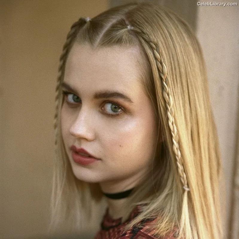 Angourie Rice photo 20 of 317