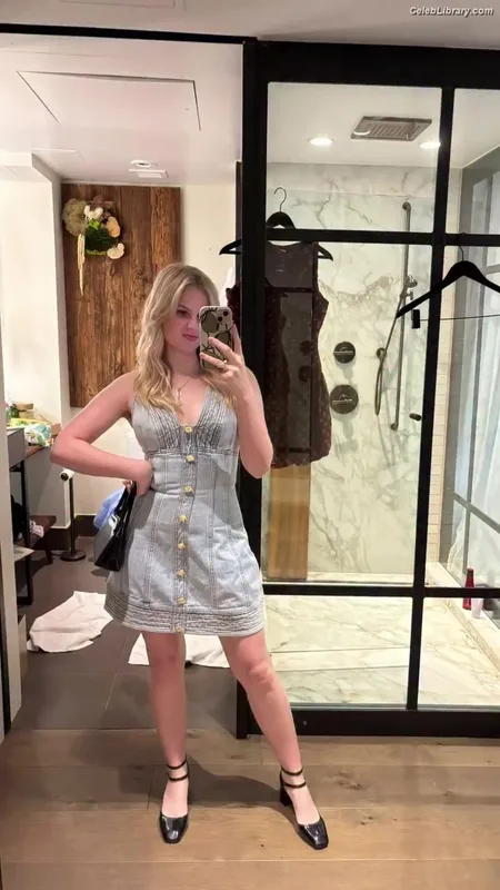 Angourie Rice photo 24 of 317
