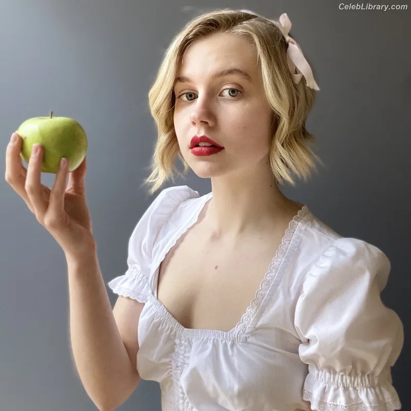 Angourie Rice photo 5 of 317