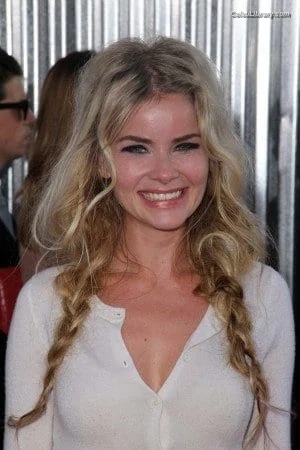 Anita Briem photo 8 of 55