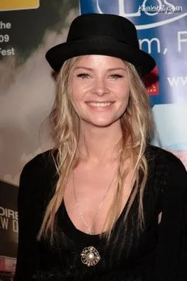 Anita Briem photo 5 of 56