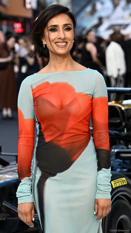Anita Rani photo 15 of 79