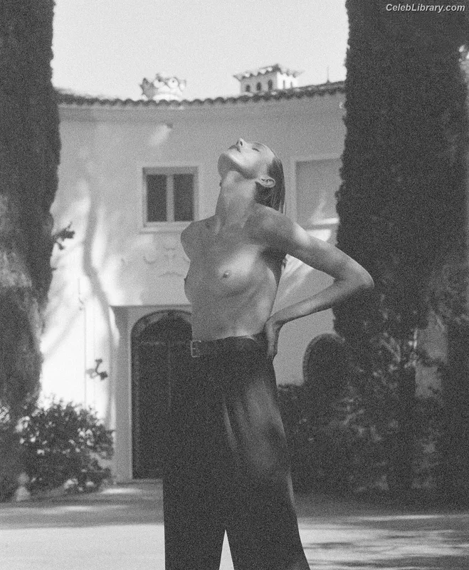 Anja Rubik photo 9 of 118