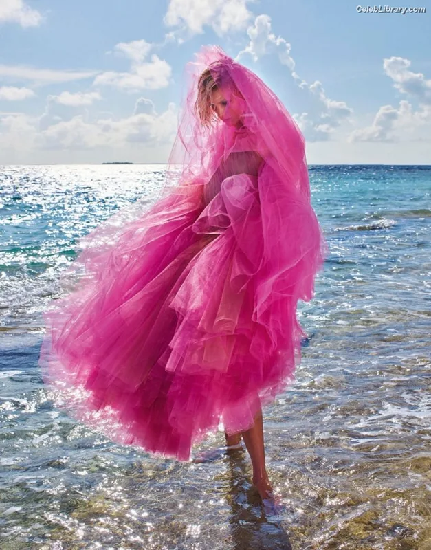 Anja Rubik photo 10 of 118