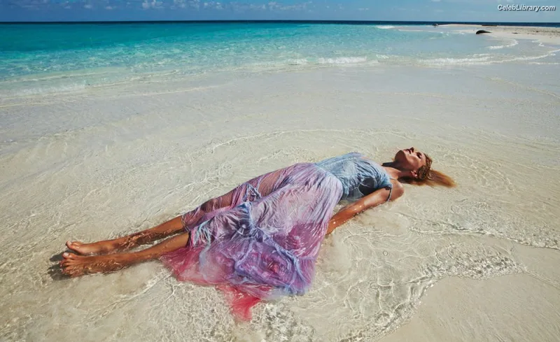 Anja Rubik photo 22 of 118