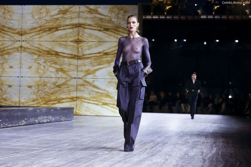Anja Rubik photo 20 of 118