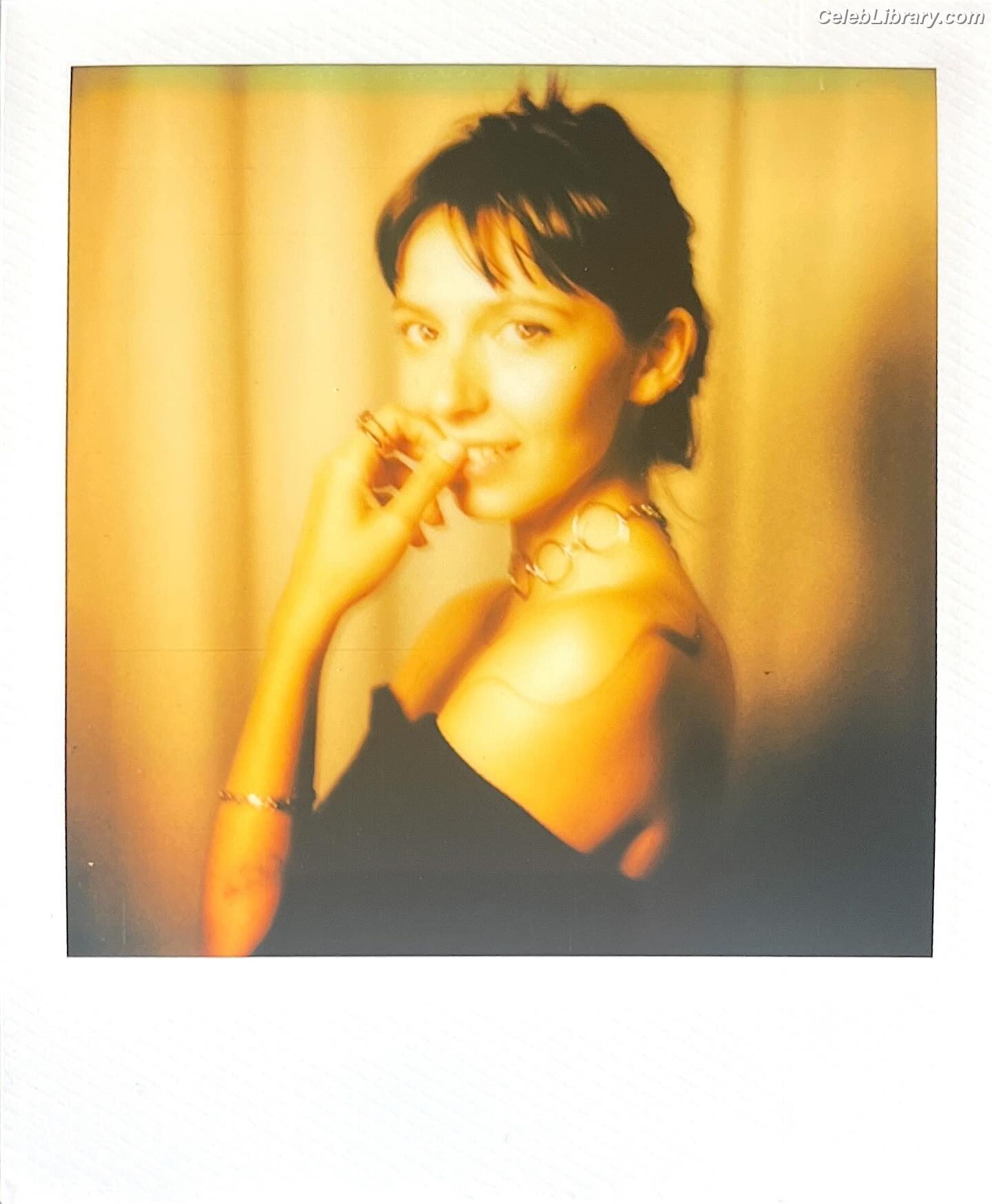 Anjelica Bette Fellini photo 3 of 62