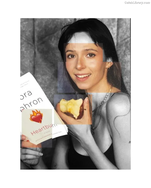 Anjelica Bette Fellini photo 12 of 62
