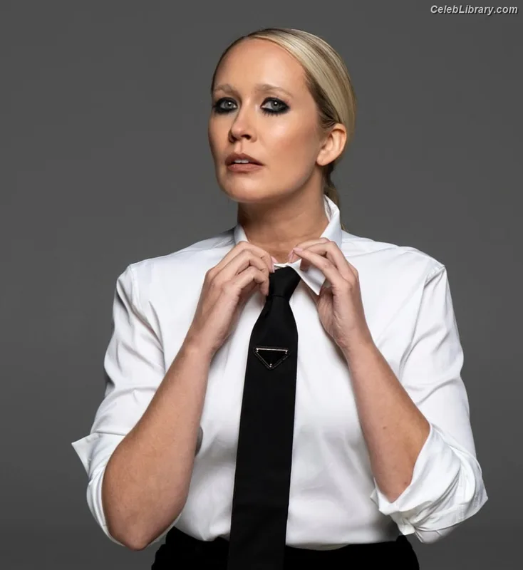 Anna Camp photo 4 of 161