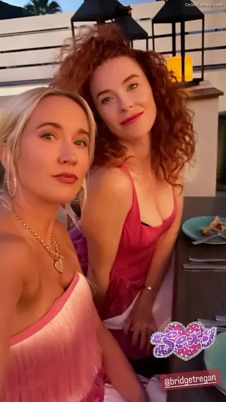 Anna Camp photo 10 of 161