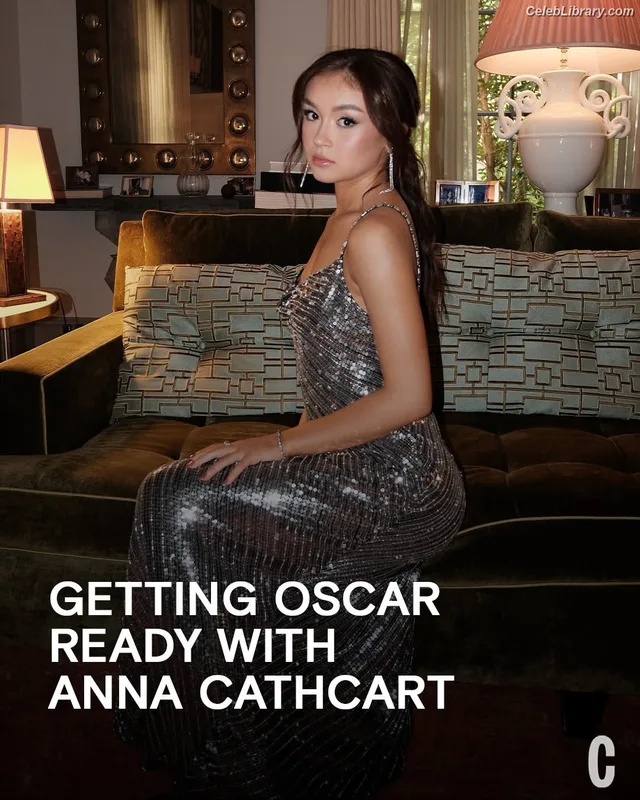 Anna Cathcart photo 12 of 238