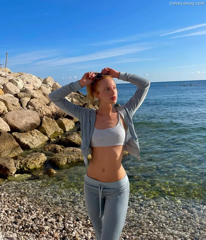 Anna Ermakova photo 18 of 679