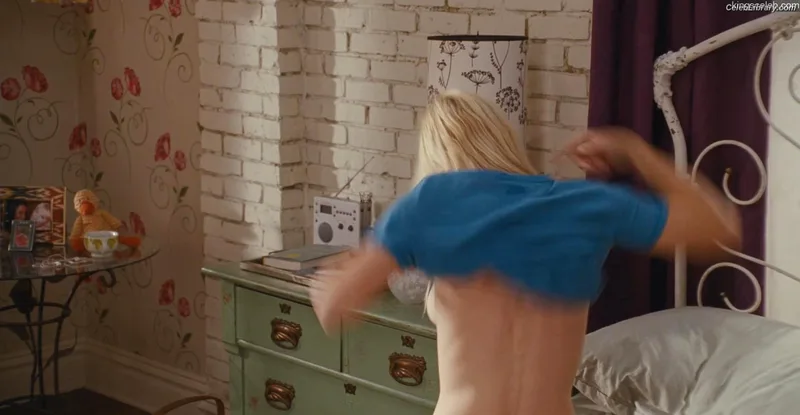 Anna Faris photo 7 of 83