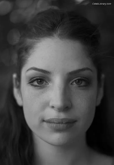 Anna Hopkins photo 10 of 68