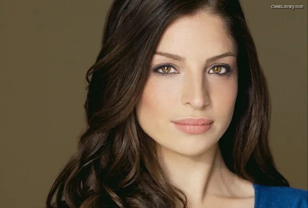 Anna Hopkins photo 19 of 68