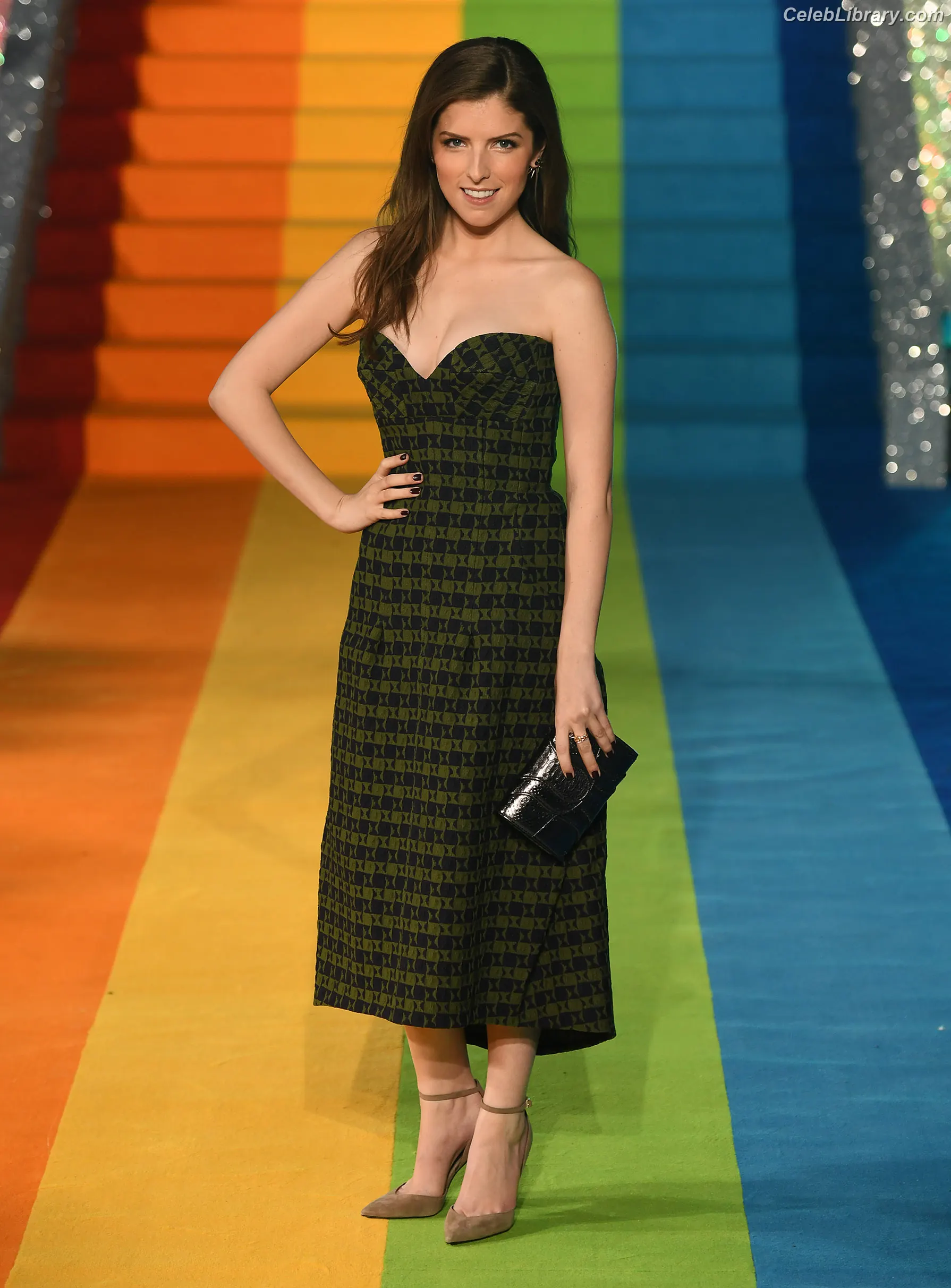 Anna Kendrick photo 18 of 1723