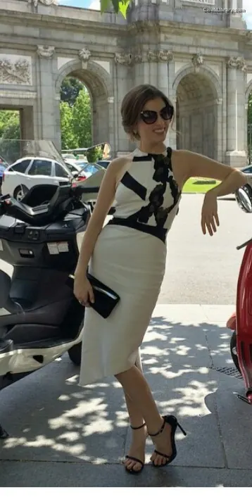 Anna Kendrick photo 2 of 1723