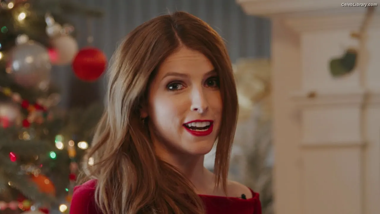 Anna Kendrick photo 10 of 1723