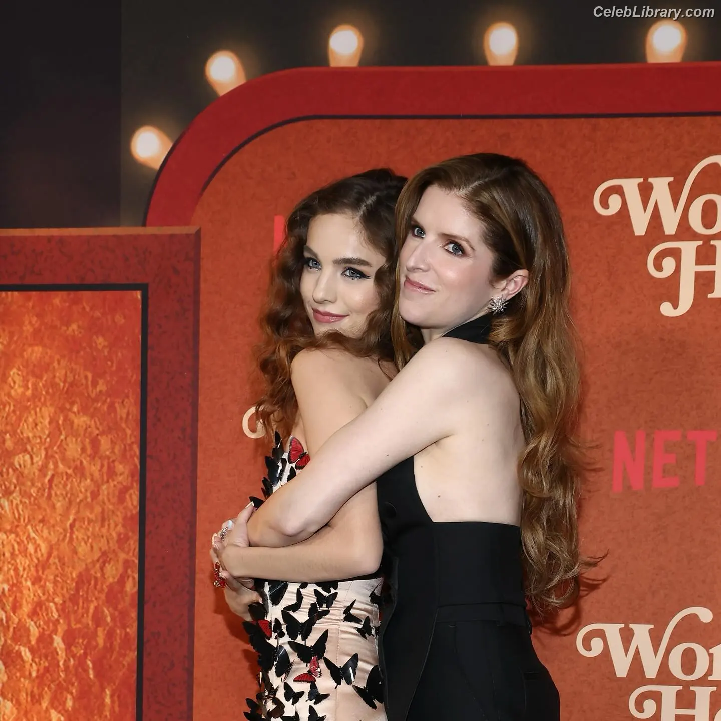 Anna Kendrick photo 17 of 1723