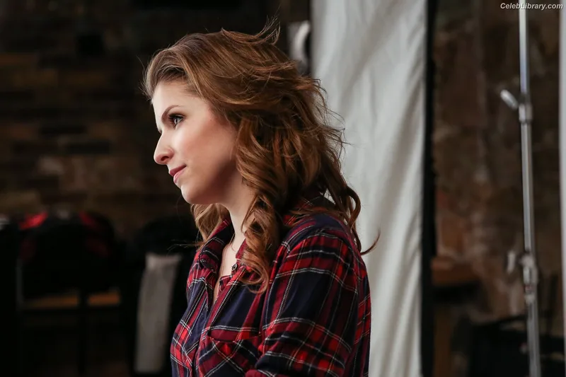 Anna Kendrick photo 19 of 1724