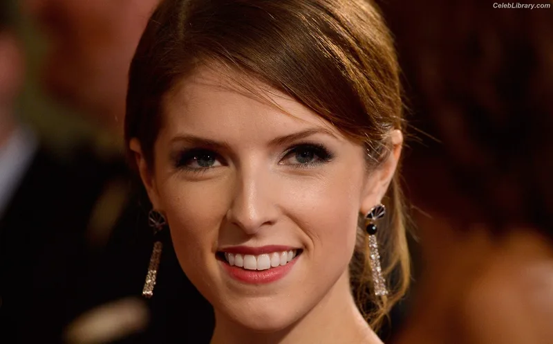 Anna Kendrick photo 24 of 1724