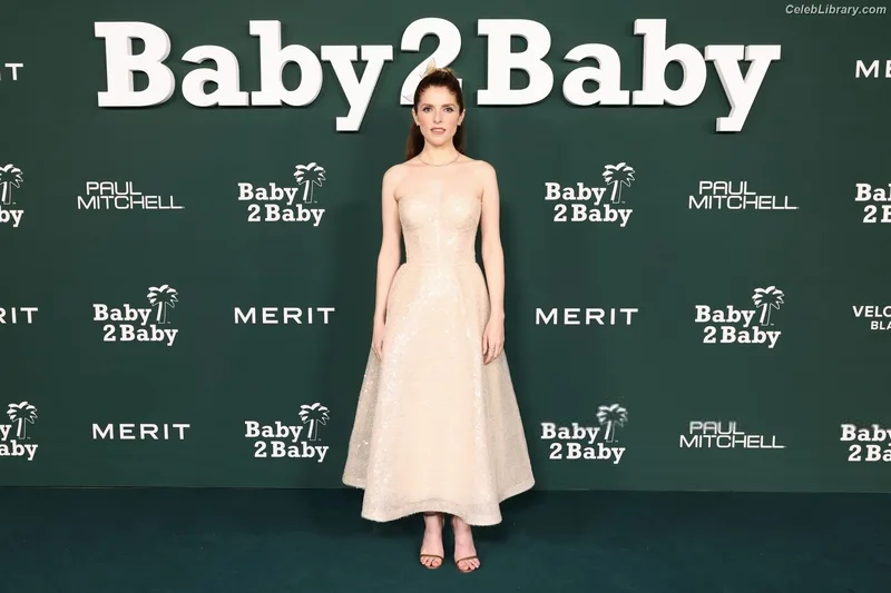 Anna Kendrick photo 11 of 1724