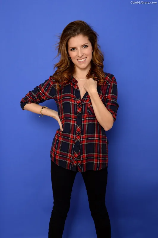 Anna Kendrick photo 20 of 1724