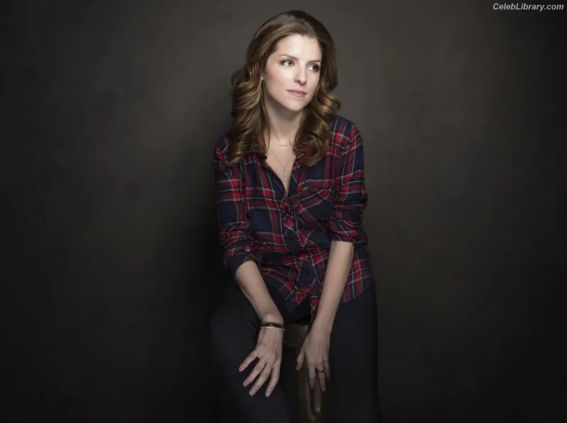 Anna Kendrick photo 20 of 1724