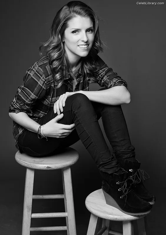 Anna Kendrick photo 16 of 1724