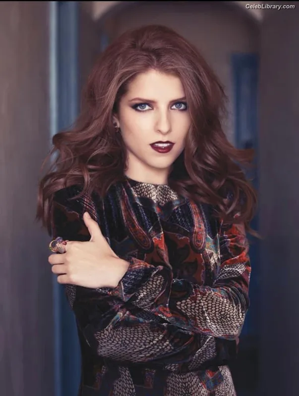 Anna Kendrick photo 18 of 1724