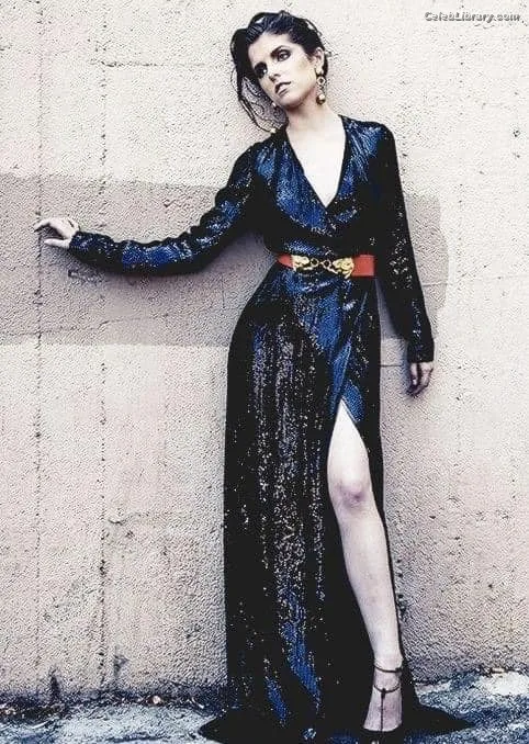 Anna Kendrick photo 3 of 1724