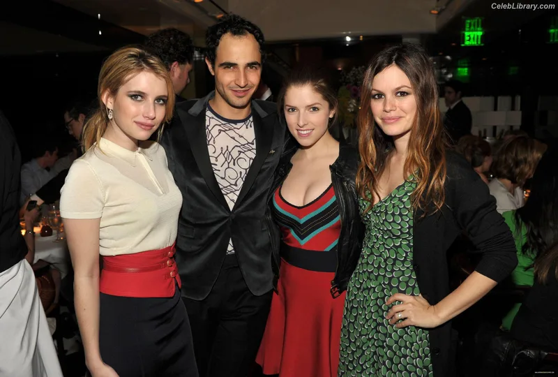 Anna Kendrick photo 7 of 1724