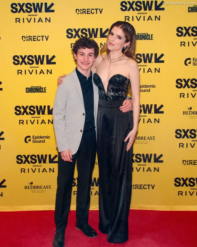 Anna Kendrick photo 11 of 1724