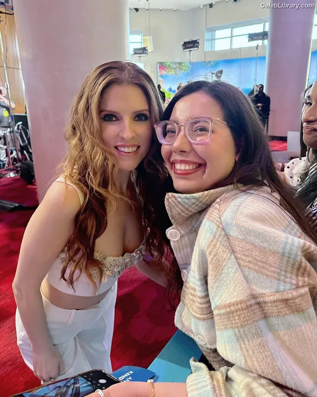Anna Kendrick photo 8 of 1724