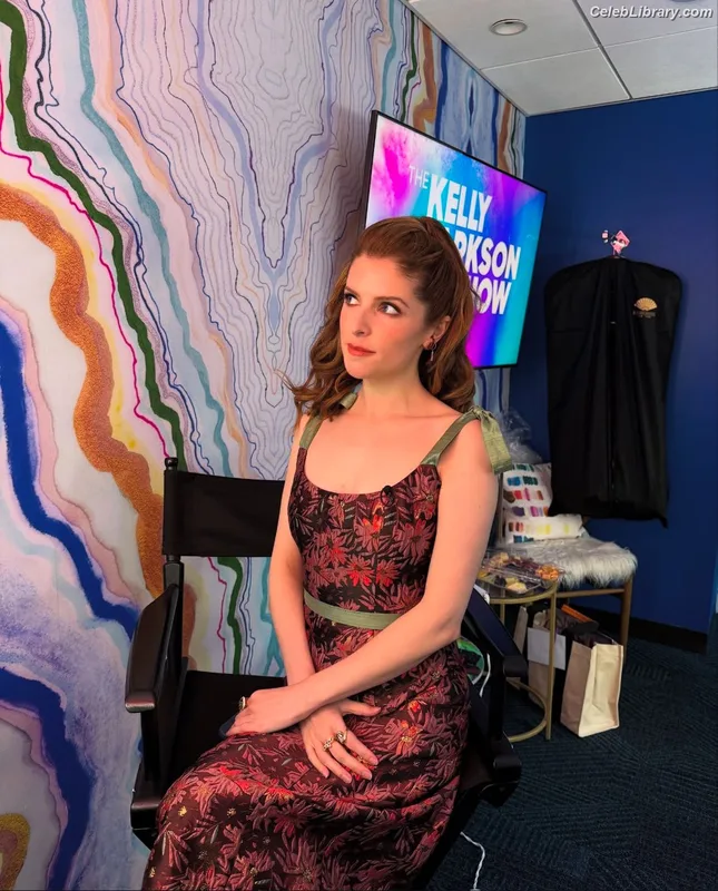 Anna Kendrick photo 19 of 1724
